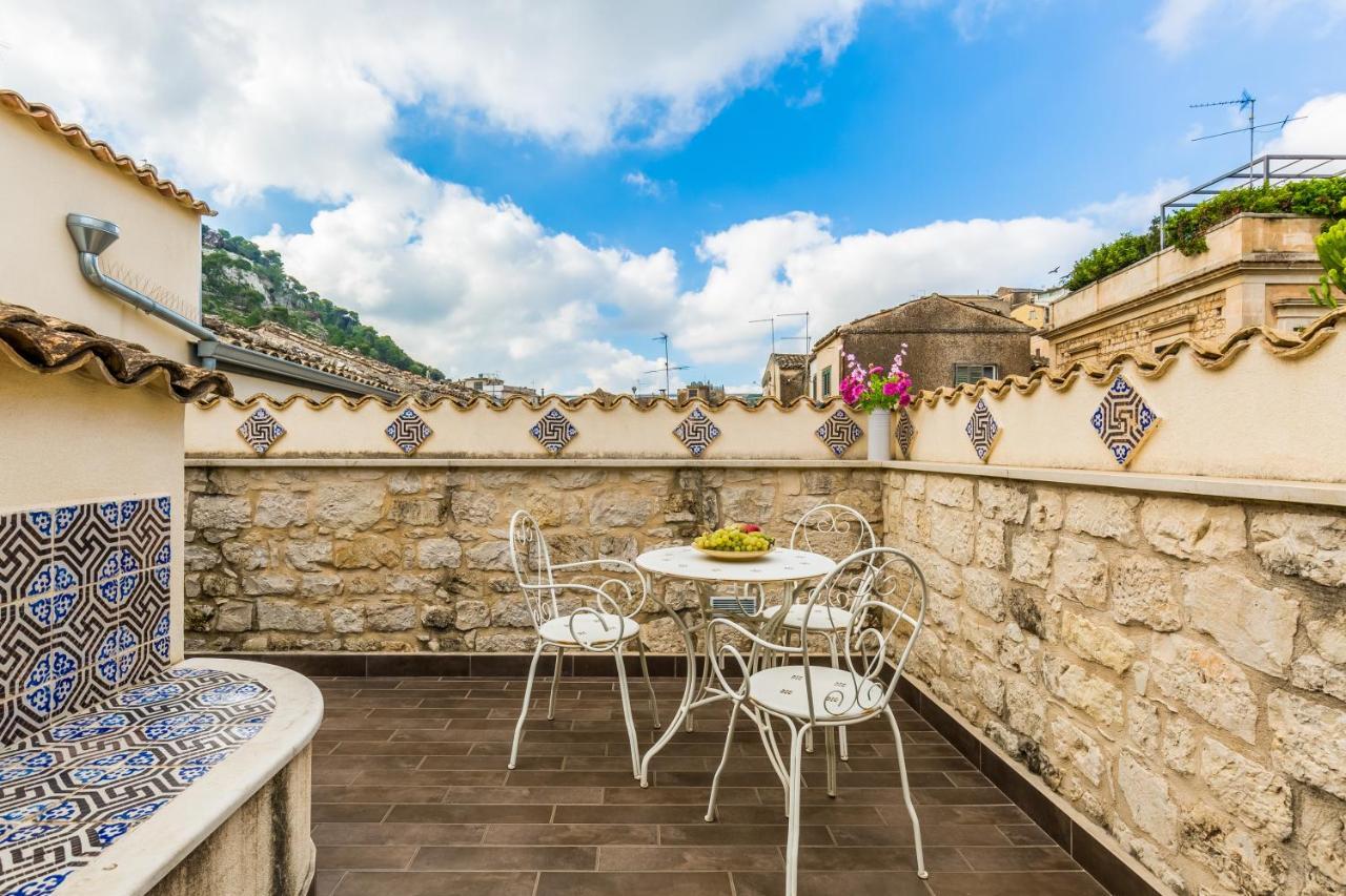 Modica For Family - Rooms And Apartments מראה חיצוני תמונה