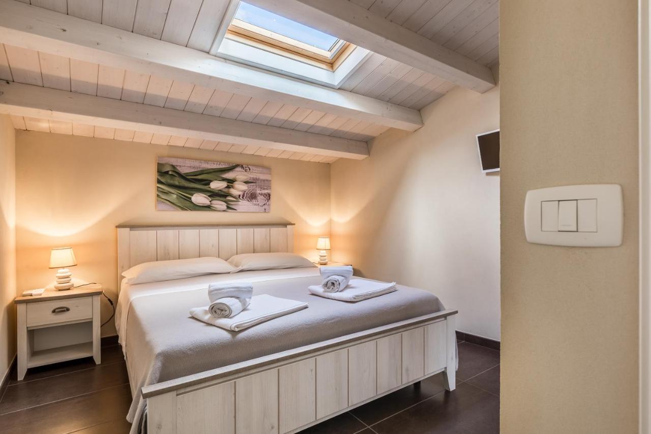 Modica For Family - Rooms And Apartments מראה חיצוני תמונה