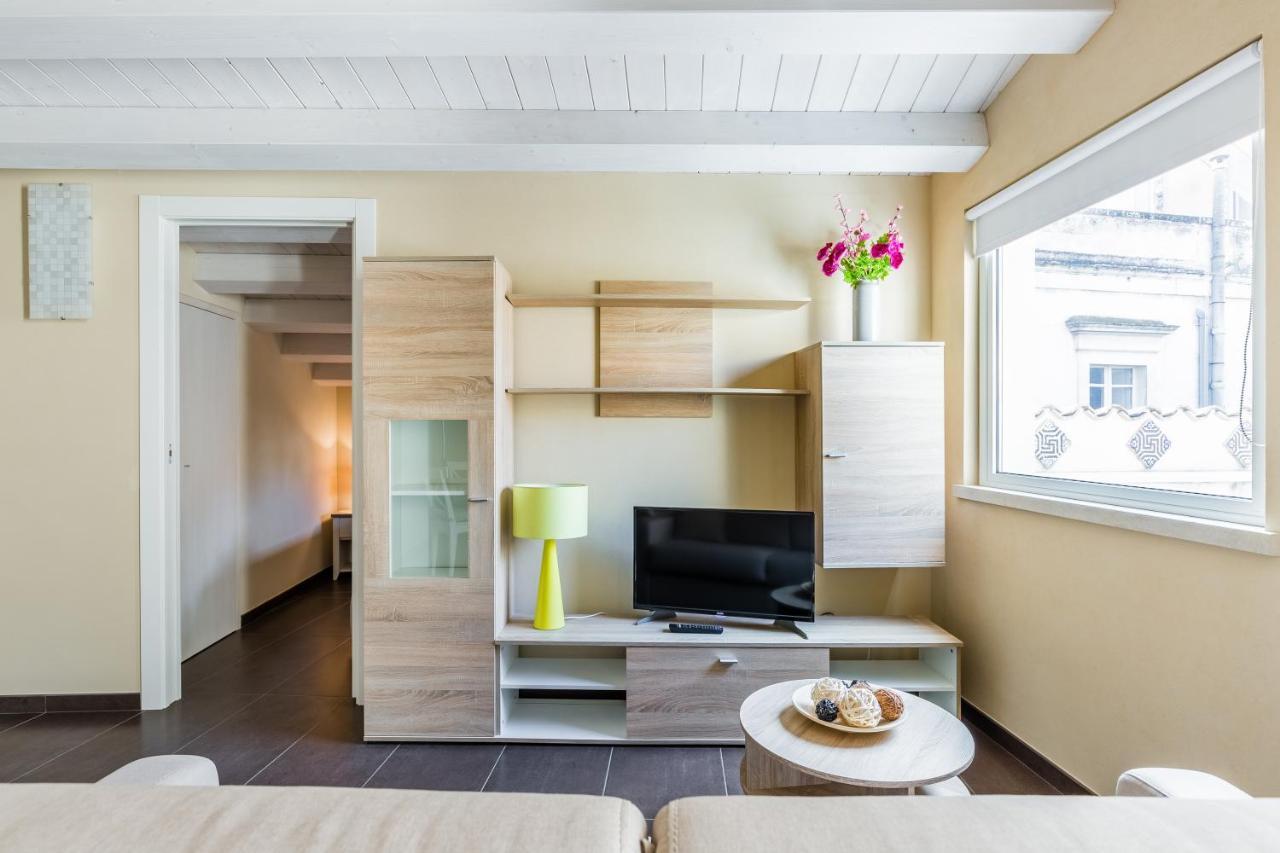 Modica For Family - Rooms And Apartments מראה חיצוני תמונה
