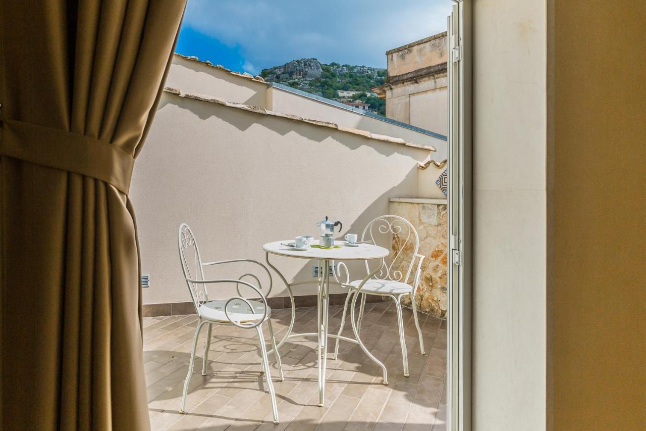 Modica For Family - Rooms And Apartments מראה חיצוני תמונה