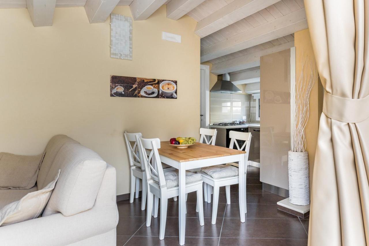 Modica For Family - Rooms And Apartments מראה חיצוני תמונה