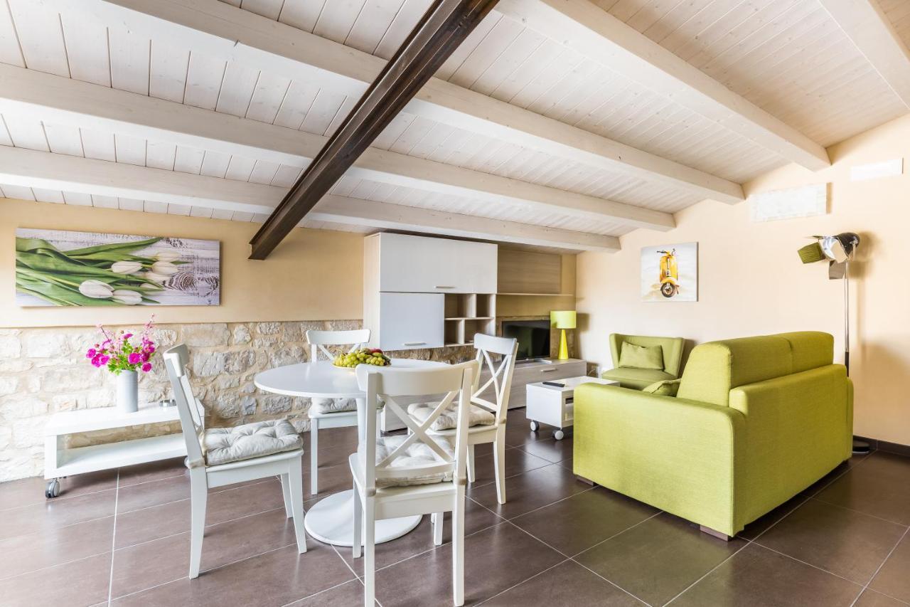 Modica For Family - Rooms And Apartments מראה חיצוני תמונה